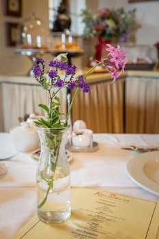 rosedene guest house