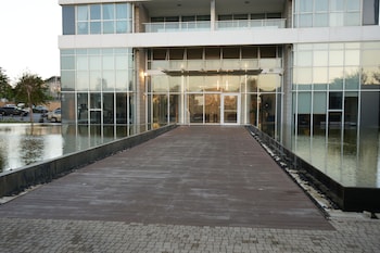 prince palace netanya beach royal resort