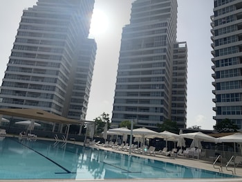 prince palace netanya beach royal resort