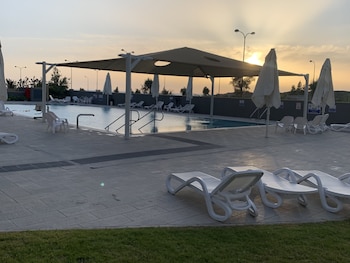 prince palace netanya beach royal resort