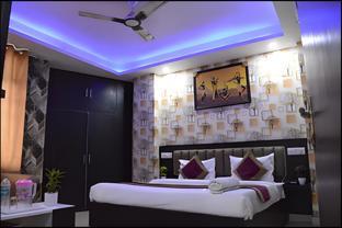 hotel silver stay by grb