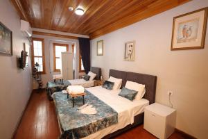the trip hotel