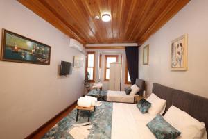the trip hotel