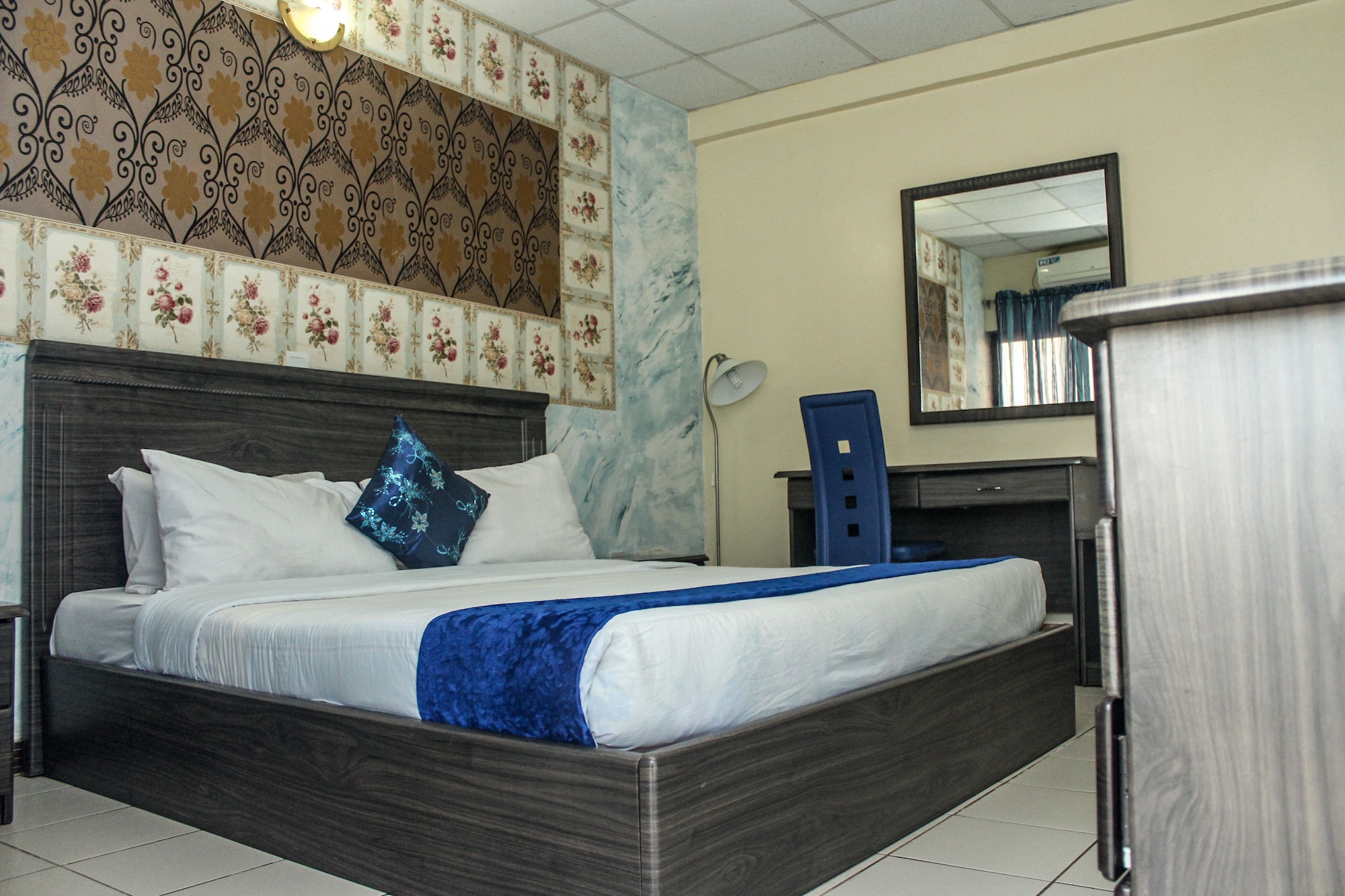 fountain suites