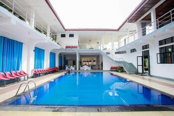 Hotel Sanasta,,3 star