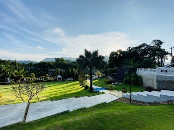 riverside hill resort and restaurant