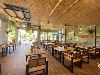 riverside hill resort and restaurant