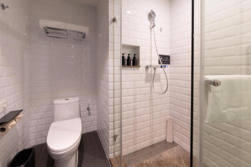 orange hotel select hangzhou jiangnan avenue longhu paradise walk