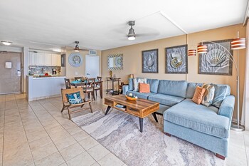 valley isle 1108b 2 bedroom condo by redawning