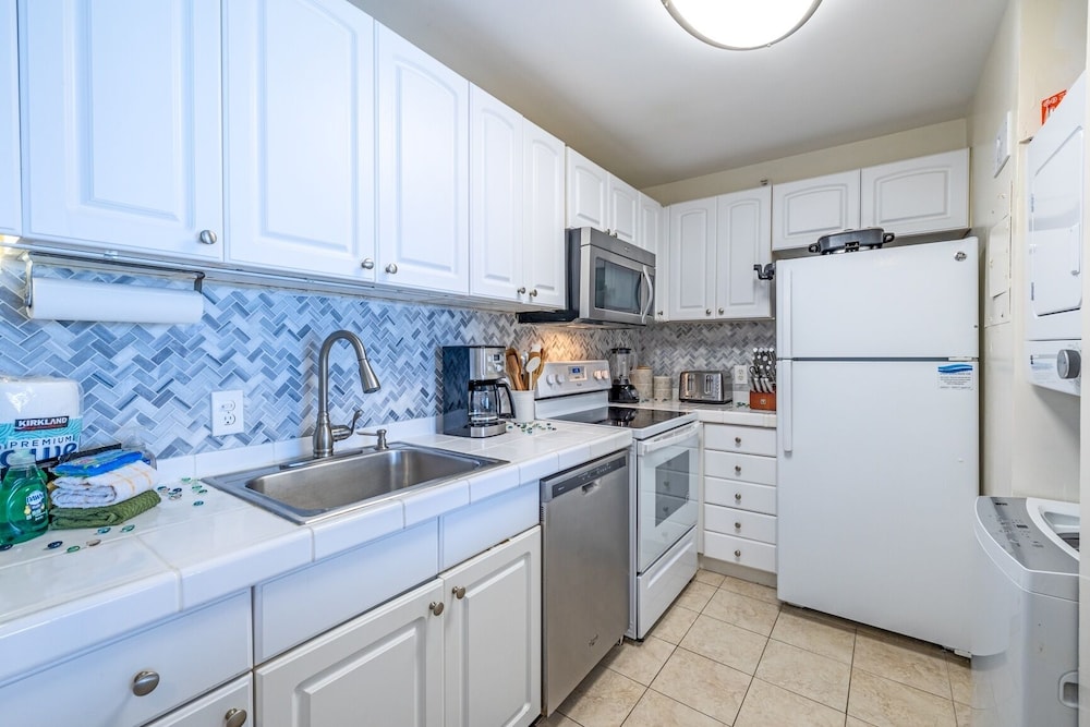 valley isle 1108b 2 bedroom condo by redawning