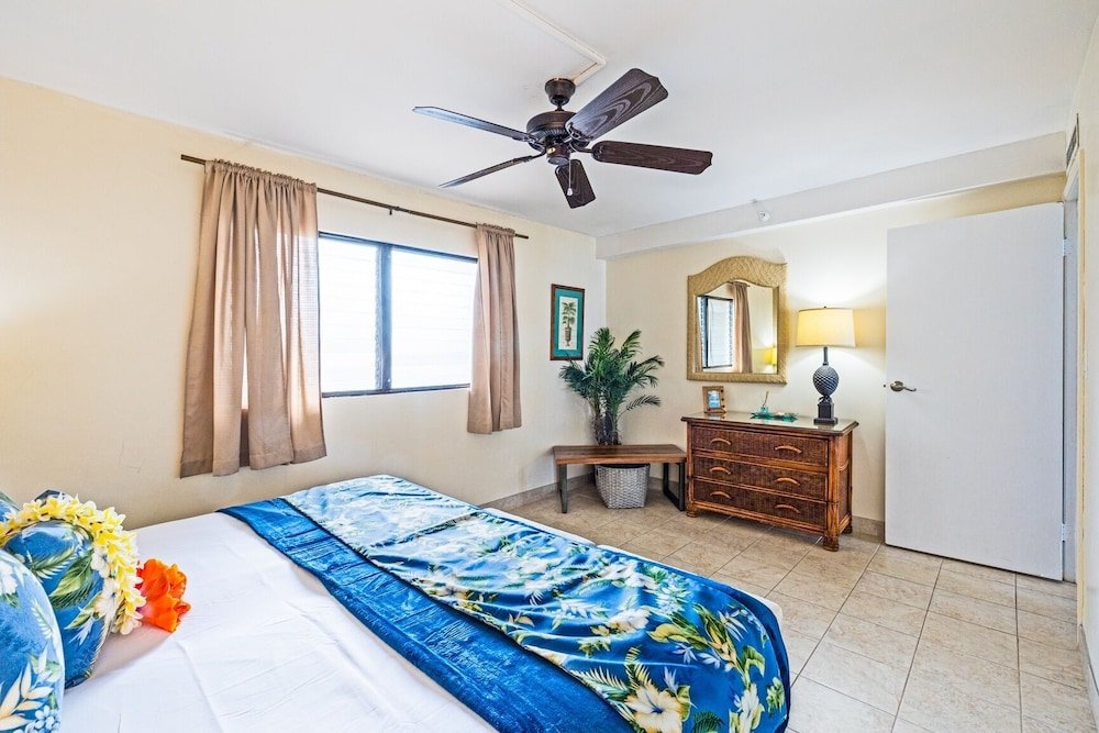 Valley Isle 1108B 2 Bedroom Condo By Redawning,,3.5 star