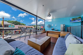 airlie sun and sand accommodation 5