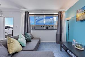 airlie sun and sand accommodation 5