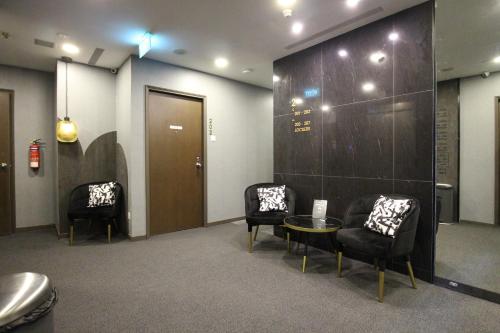 st signature bugis beach dayuse 5 hours 9am 2pm