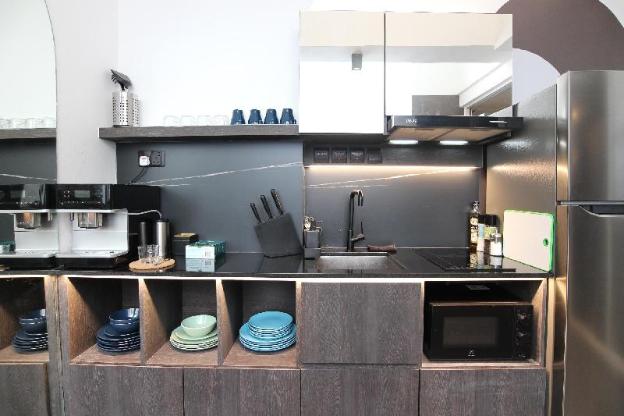 st signature bugis beach dayuse 5 hours 9am 2pm