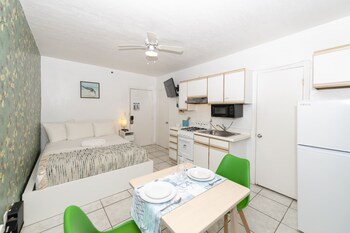 335 ocean walk apartments