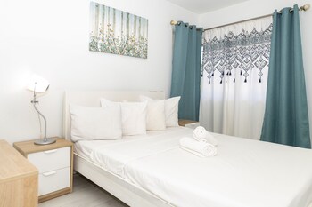 335 ocean walk apartments