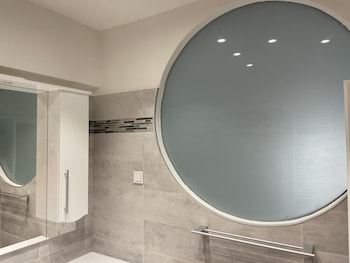 fancy westpark 2 residence lake view w7