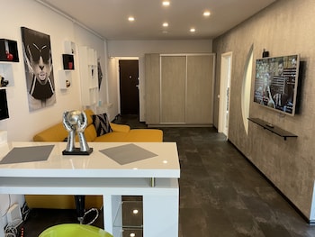 fancy westpark 2 residence lake view w7