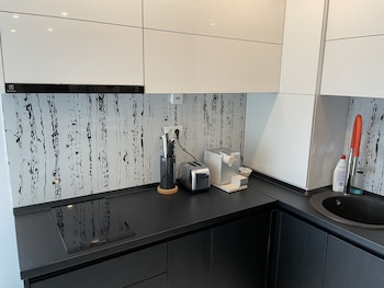 fancy westpark 2 residence lake view w7