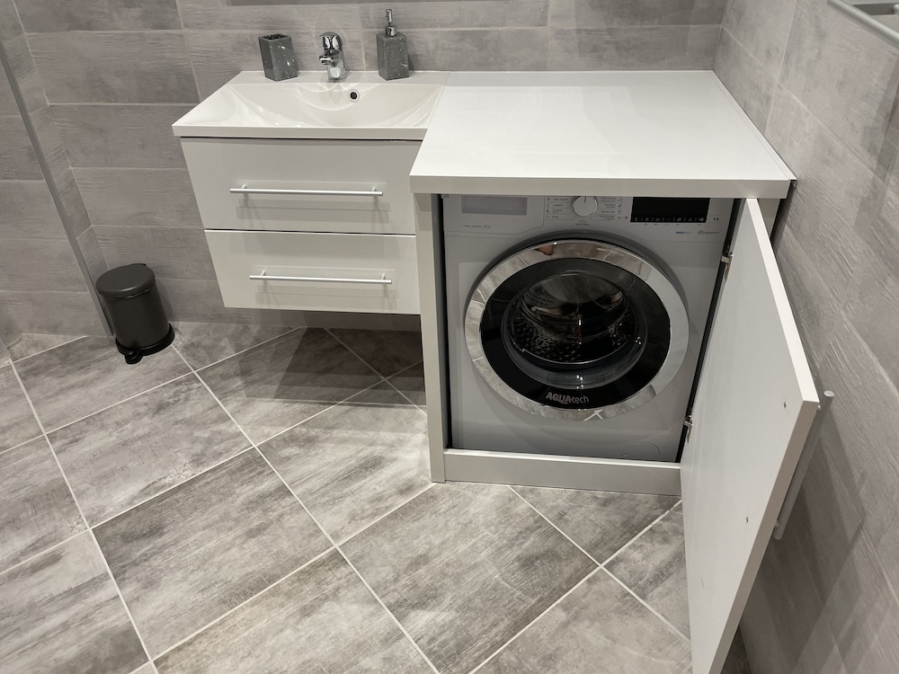 fancy westpark 2 residence lake view w7