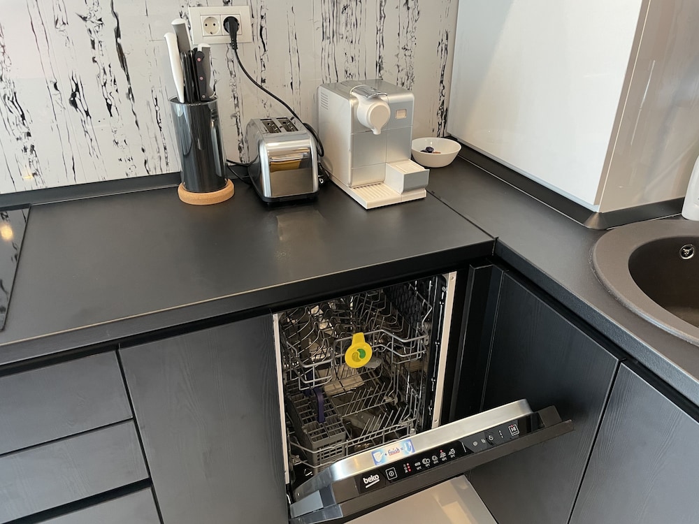 fancy westpark 2 residence lake view w7