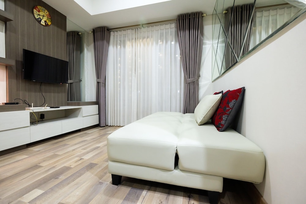 affordable 2br casa de parco bsd apartment