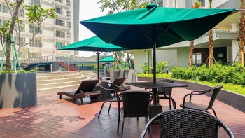 affordable 2br casa de parco bsd apartment
