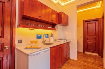 mese suites