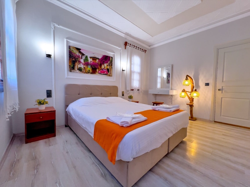 mese suites