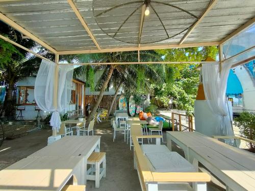 i talay zone sea hotel