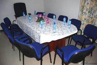 acacia lodge north legon