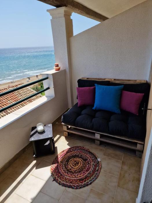 standart apartments 67 glyfada beach