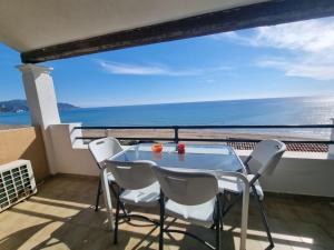 standart apartments 67 glyfada beach