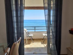 standart apartments 67 glyfada beach