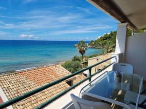 standart apartments 67 glyfada beach