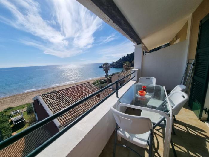 standart apartments 67 glyfada beach