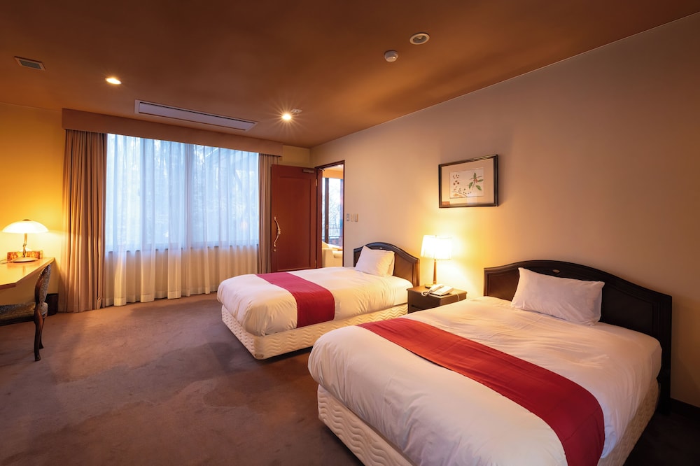 forest resort yamanote hotel