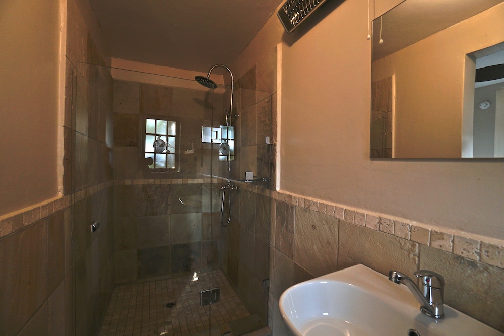 villa la mercy guest suite