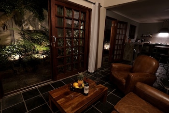 villa la mercy guest suite