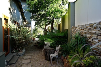 villa la mercy guest suite