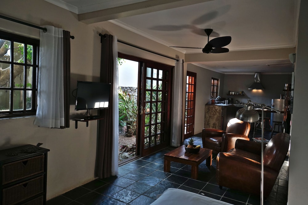 villa la mercy guest suite