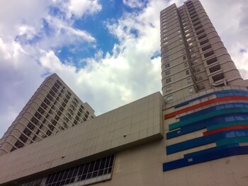 gorgeous studio cinere bellevue apartment
