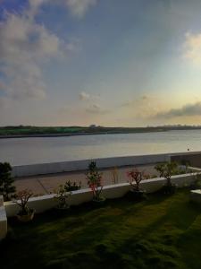 rainbowsea bandb