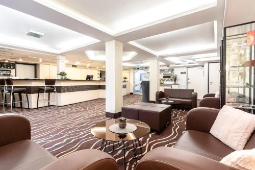 hotel demas garni