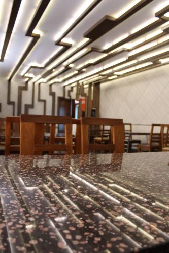 annai in saravana bhavan fine stay and restaurant