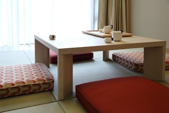 chihpen century hotel