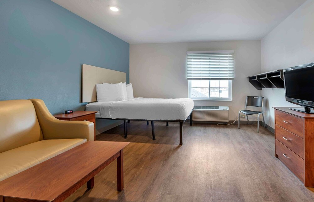 extended stay america select suites indianapolis west