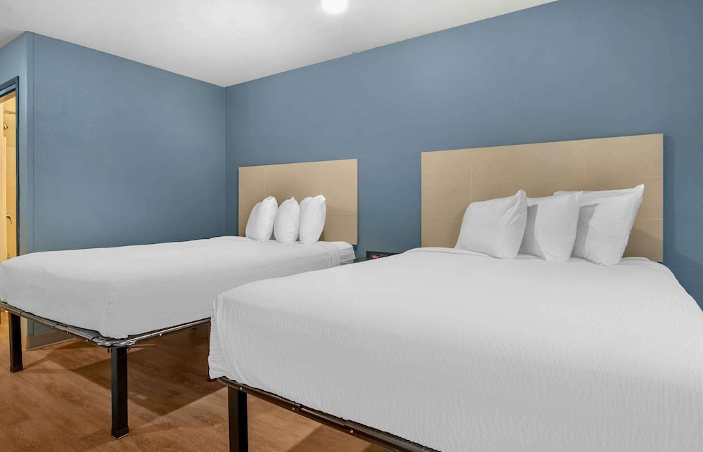 extended stay america select suites indianapolis west