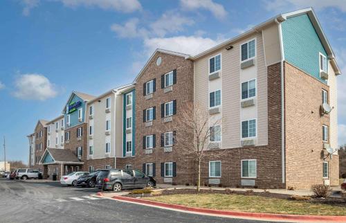 extended stay america select suites indianapolis west